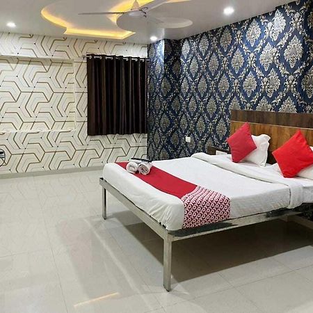 Oyo 88521 Hotel Swagstay 인도르 외부 사진