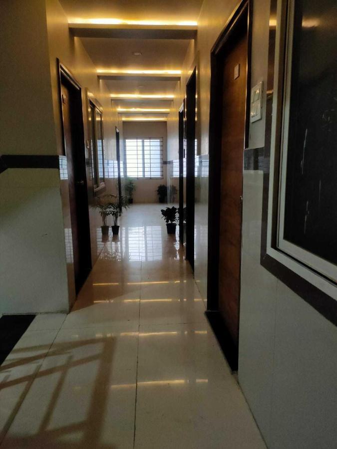 Oyo 88521 Hotel Swagstay 인도르 외부 사진